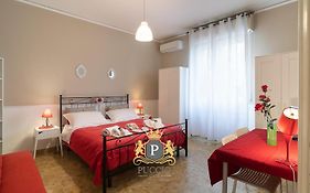Terrazze Italiane City Center - Red Apartment