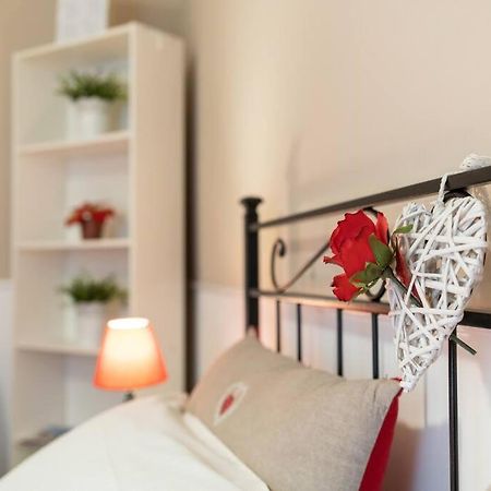 Terrazze Italiane City Center - Red Apartment Verona Esterno foto