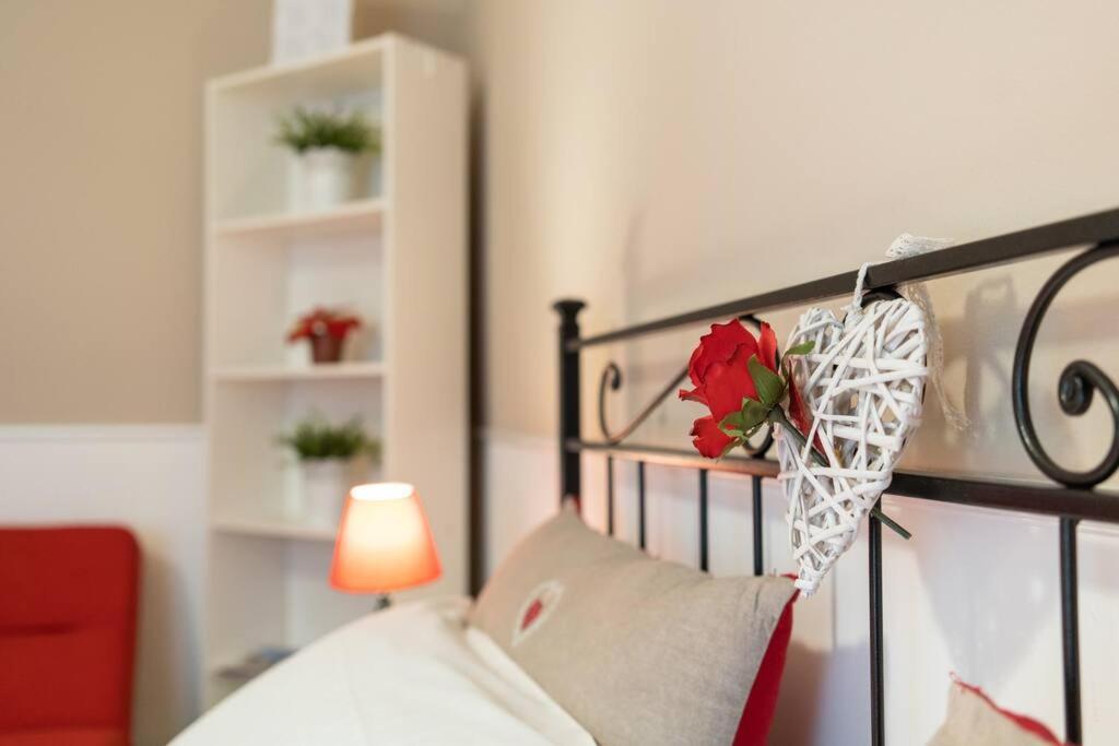 Terrazze Italiane City Center - Red Apartment Verona Esterno foto
